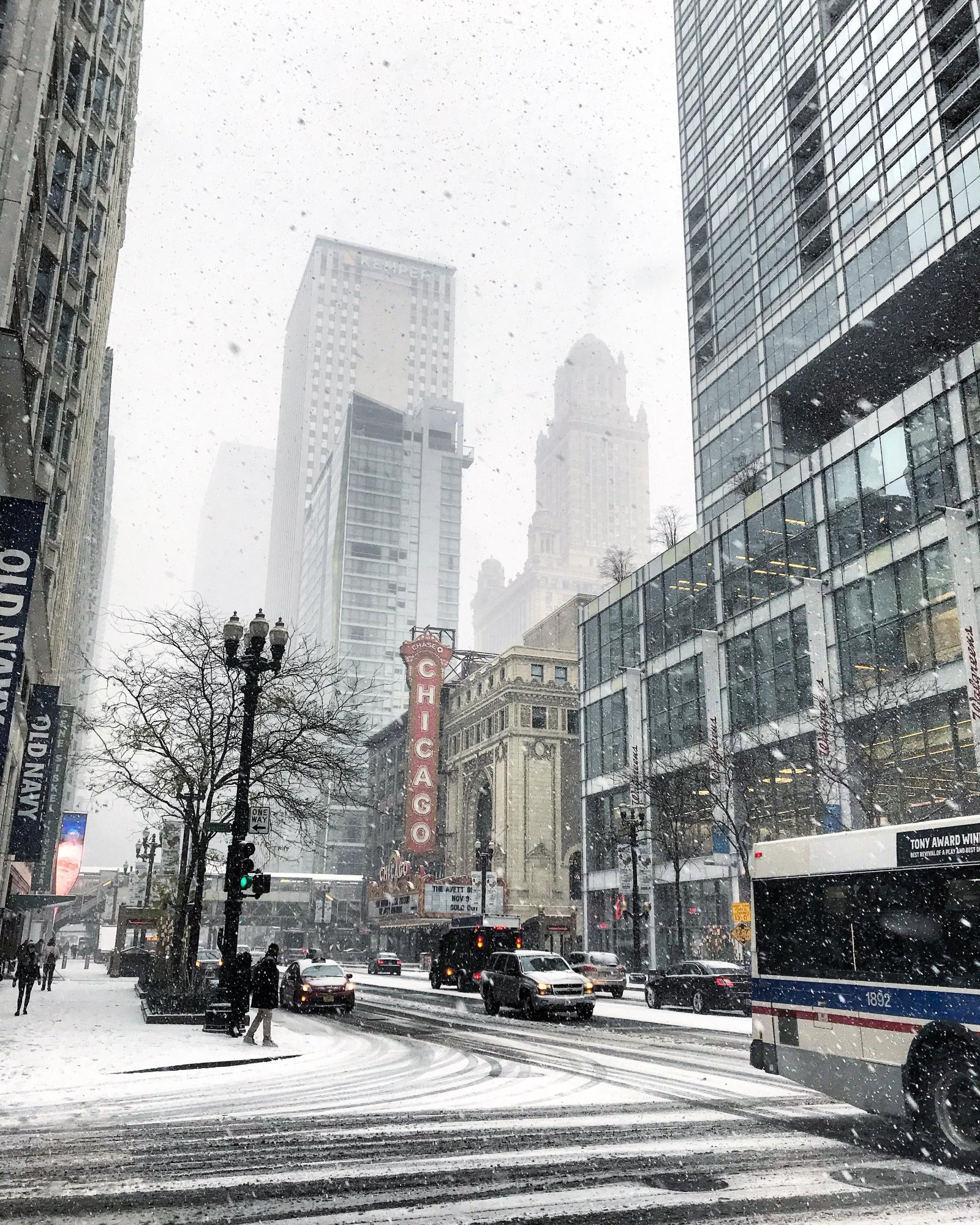 Is Chicago Worth Visiting In The Winter? Yes, But Only If You Follow These 8 Rules